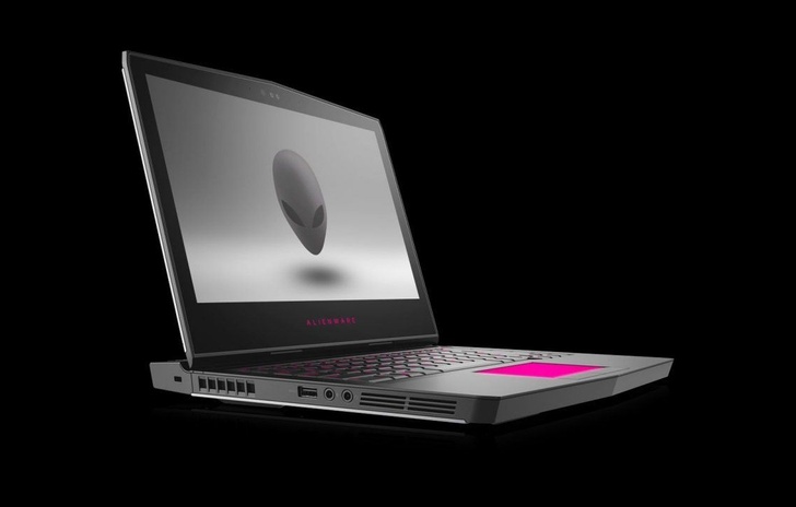 Il nuovo Alienware 13 segna larrivo del primo notebook VR da 13