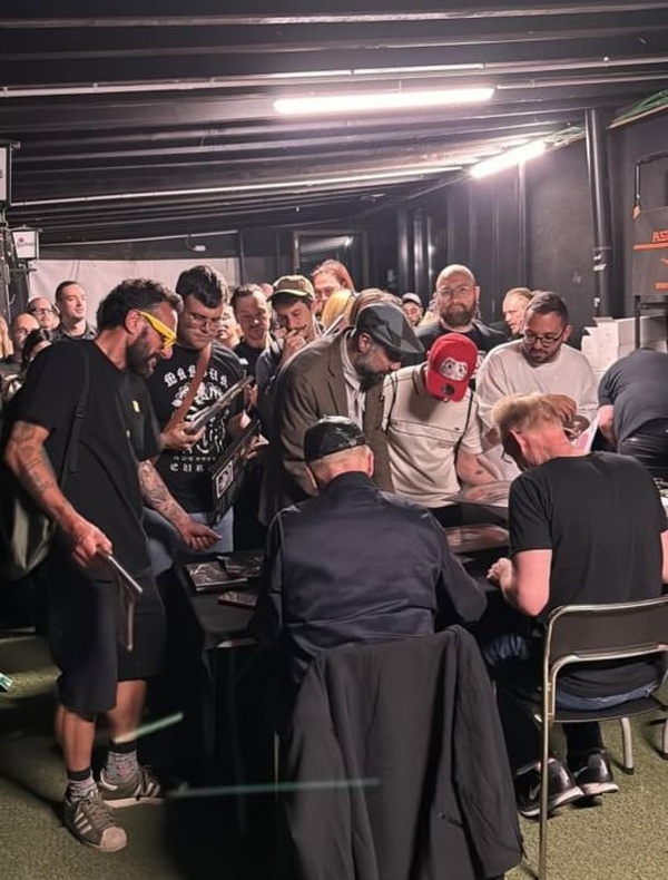 Nekromantik a Milano: morte e amore nel culto underground 