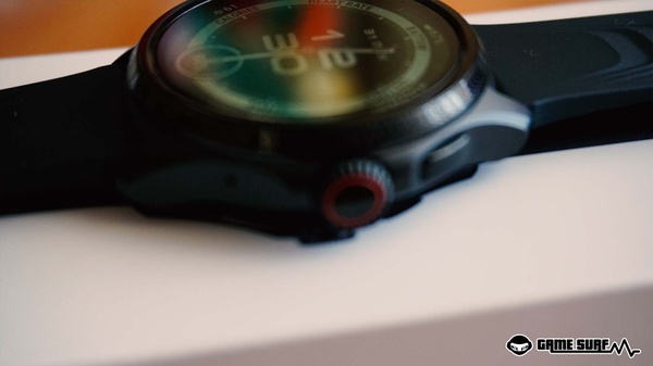 TicWatch Pro 5 Enduro, recensione: innovazione, precisione e stile al polso