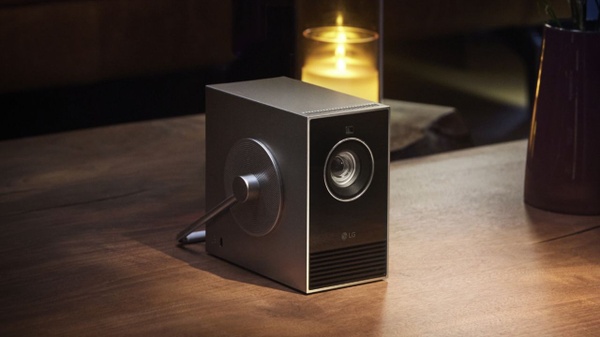 CineBeam Qube - Il nuovo videoproiettore LG accende lo spettacolo