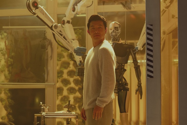 Atlas: nel film Netflix con il budget record, Jennifer Lopez vale tutti i 100 milioni di dollari