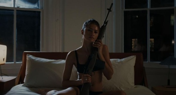 The Drama - Love and Neuroses in 4K