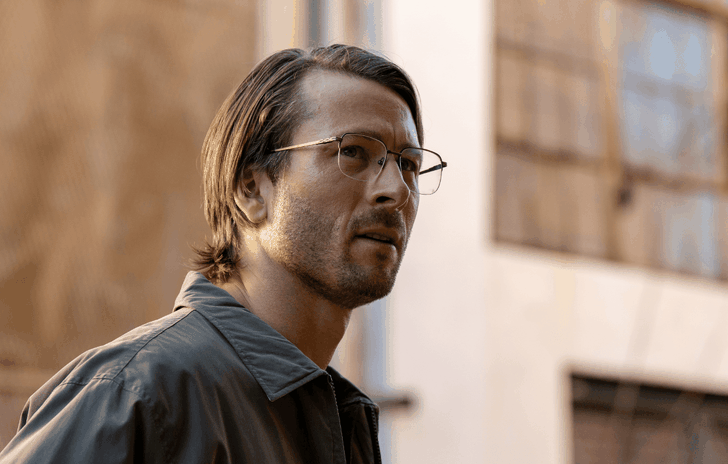 Hit Man è la bomba di Venezia 80 la recensione del film di Richard Linklater