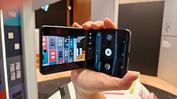 Samsung Galaxy: arrivano Fold8, Flip8 e i nuovi Watch