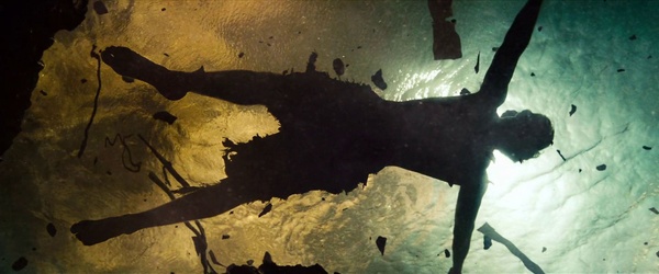 Aquaman salvo Superman ne L'uomo d'Acciaio