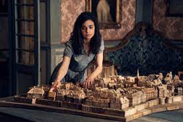 La recensione di Tutta la luce che non vediamo, la nuova miniserie di Netflix