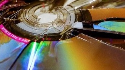 Cresce il digitale, cala il retail