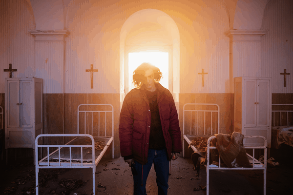 Mimì. Il Principe delle Tenebre, la recensione dell