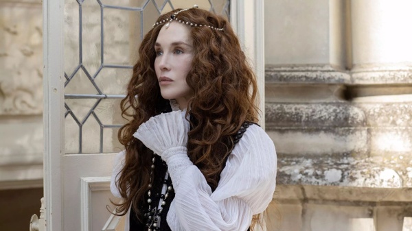 La favorita del Re: la serie con Isabelle Adjani è noiosa, didascalica e poco interessante