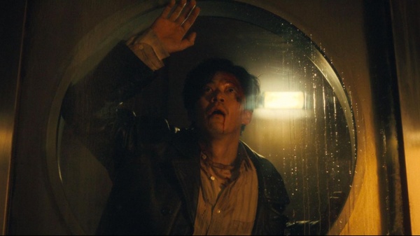 Human Vapor Conquers Netflix: Remake Starts with a Bang