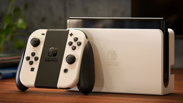 Perche acquistare Nintendo Switch OLED?