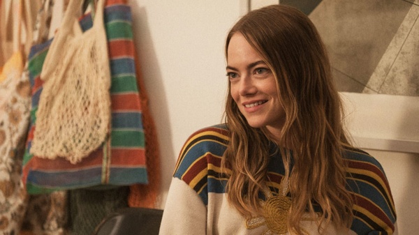 The Curse: su Paramount+ la serie TV con Emma Stone, ecco trama e tematiche