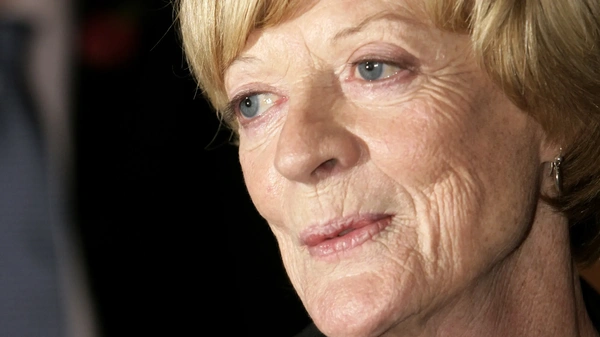 Maggie Smith: omaggio a una vita e una carriera straordinarie