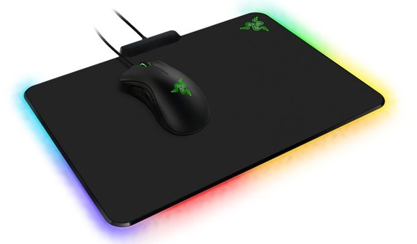 Il nuovo Razer Firefly Cloth Edition e disponibile in pre-ordine