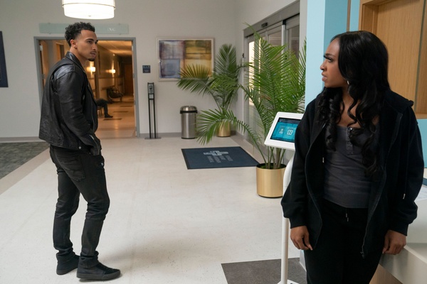 La recensione di Beauty in Black: la serie si conferma terribile