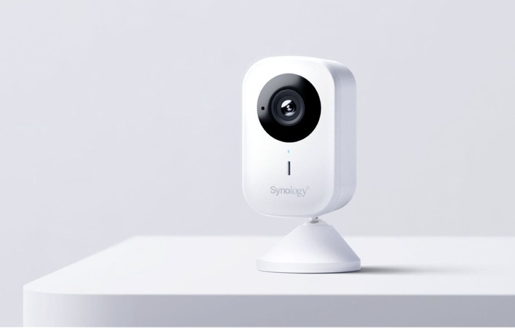 Synology CC400W Videocamera wireless a sicurezza avanzata