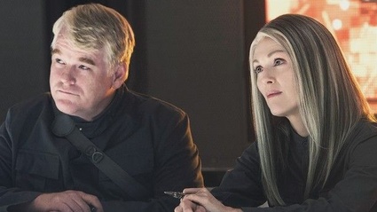 Logo del Distretto 13 e nuovi poster per Hunger Games: Il Canto della Rivolta!