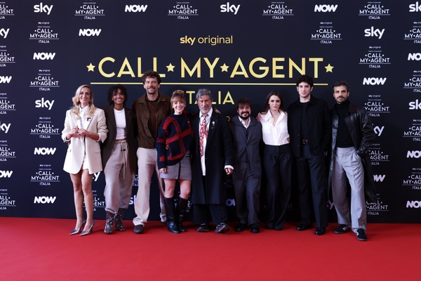 Call My Agent riparte con nuovi talent ma senza Marzia Ubaldi: le novità della terza stagione raccontate dal cast