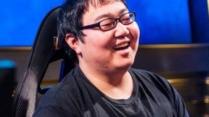 Sospeso campione di League of Legends: ''pompava'' gli account altrui