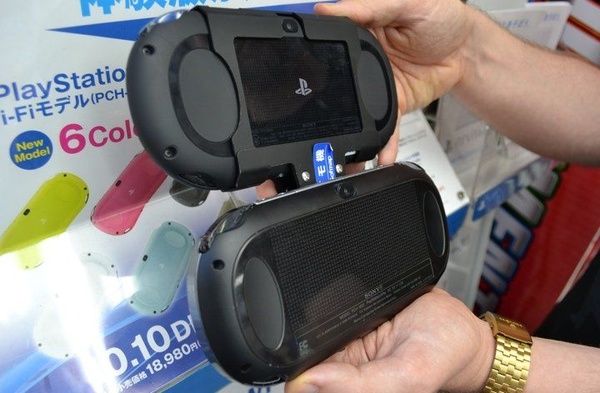 Confermata l'uscita di una nuovo modello di Playstation Vita!