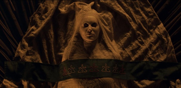 Sacrifice, trailer brings Chris Evans to the volcano
