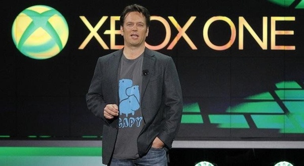 Phil Spencer: ''sono qui per vincere la sfida con Sony'', all'E3 si punta forte sui giochi