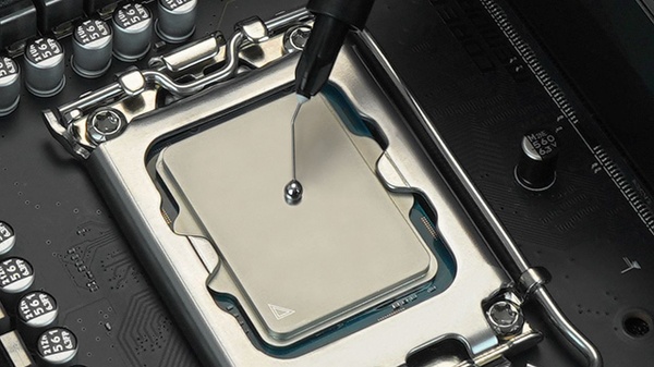 In che modo la pasta termica a base di metallo liquido sta rivoluzionando il raffreddamento dei PC