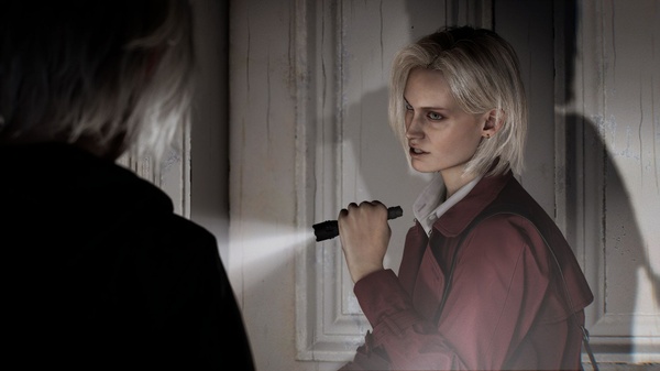 Siamo tornati a Raccoon City con Grace... e Leon! 