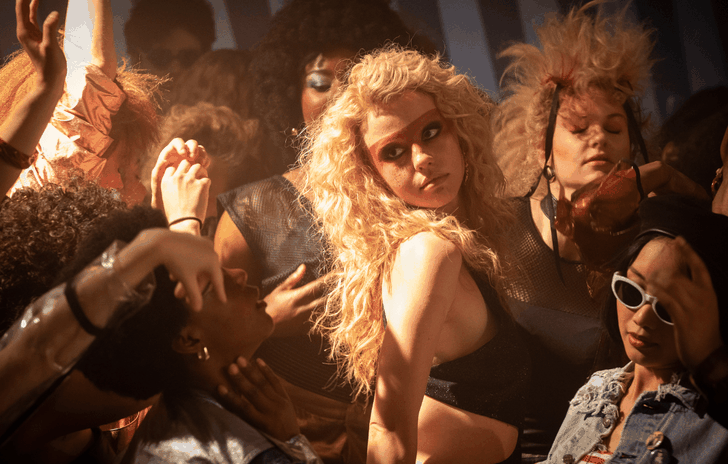 Maxxxine ci ricorda che unaltra Hollywood sexy violenta originale e nerissima è possibile la recensione del film