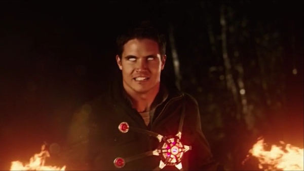 Robbie Amell comparira nuovamente come Ronnie Raymond nella serie tv The Flash?