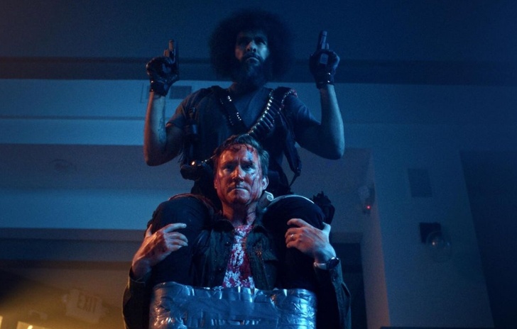 Hold the Fort Trailer della sanguinolenta horrorcomedy