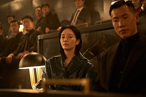 Mantis, recensione: un action-movie coreano tra assassini e codici d