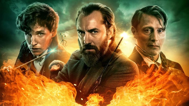 Animali fantastici 3 recensione Mads Mikkelsen e Jude Law al salvataggio del mondo magico