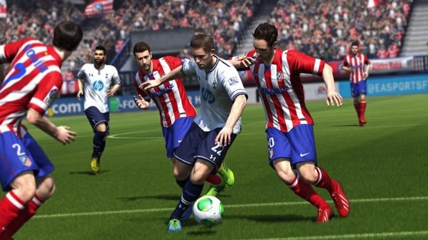 Un nuovo trailer per la caratteristiche di FIFA 15