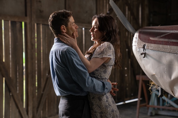 Operazione Vendetta ha modeste ambizioni ma sa sorprendere, in positivo: la recensione del thriller con Rami Malek