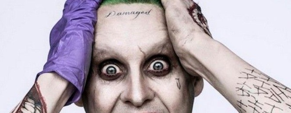 La foto ufficiale del Joker ha un lato B: chi sta tatuando il villain?