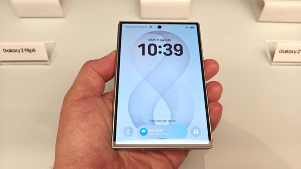 Samsung Galaxy: arrivano Fold8, Flip8 e i nuovi Watch