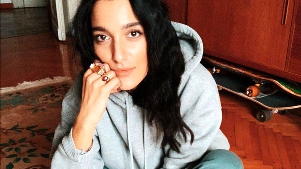 Anche Levante festeggia il ritorno di Friends