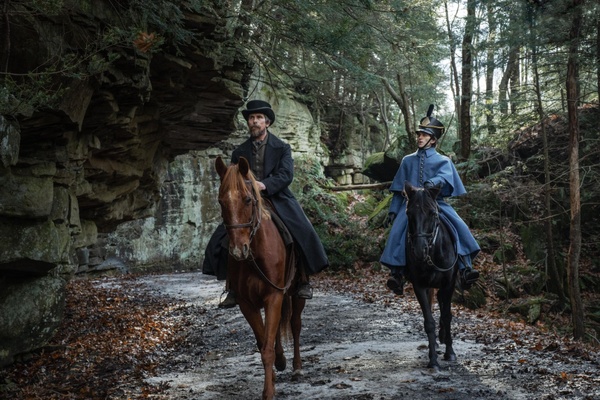 The Pale Blue Eye - I delitti di West Point: il gotico americano si mette in posa, dimenticando quello che doveva dirci.