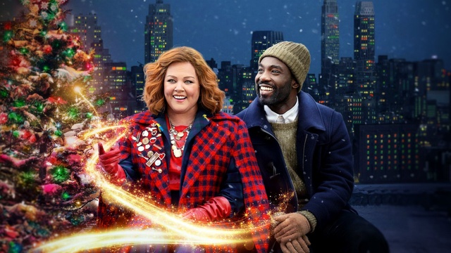 Genie recensione la commedia natalizia Netflix con Melissa McCarthy