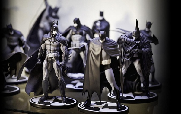 Il prossimo gioco di Rocksteady sar&agrave; presentato molto presto