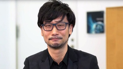 Hideo Kojima si mostra al lavoro: annunci in arrivo?