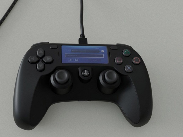 Spuntano due foto del DualShock 5 - Dovrebbe trattarsi di un fake