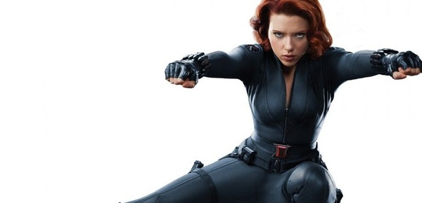 Il trailer internazionale di Civil War contiene nuovi fotogrammi con Vedova Nera e Occhio di Falco