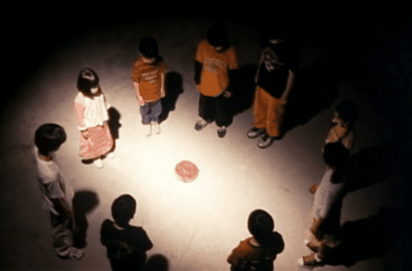 Suicide Club: il j-horror che ha fatto scuola 