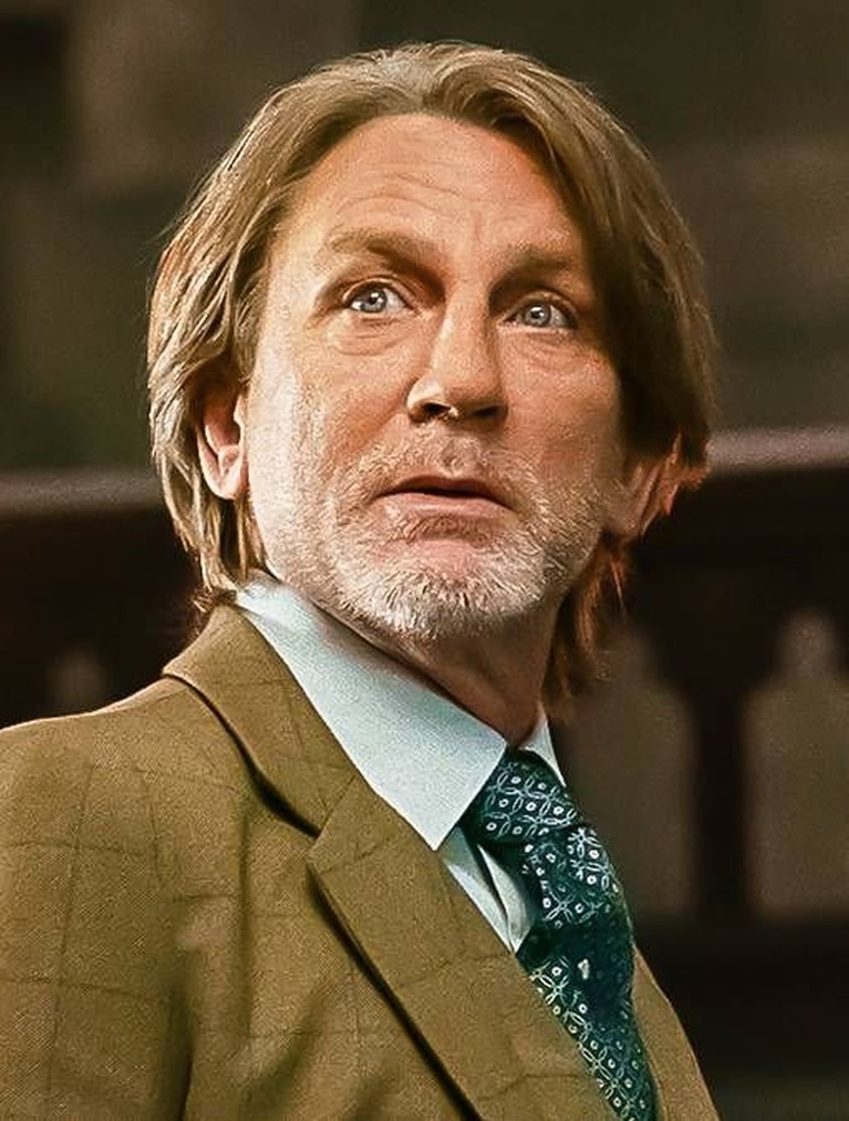 Wake Up Dead Man, recensione: l'entusiasmante saga di Knives Out gioca finalmente a carte scoperte