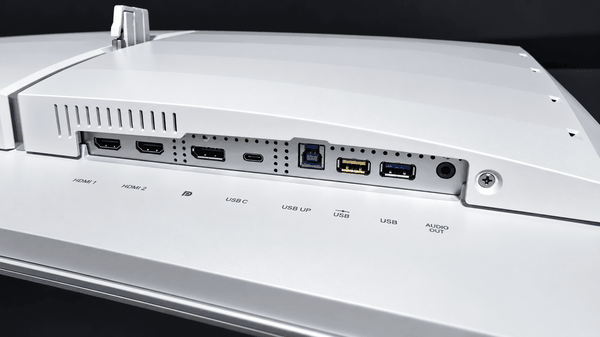 Philips Evnia 32M2N8900 – Prova del 4K OLED che sa ancora stupire