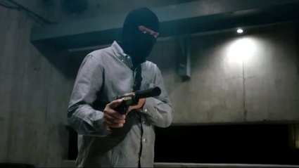 Black Warrant - Il mondo e nuovamente in pericolo