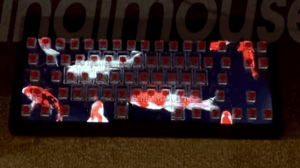 Finalmouse - Keyboard con video intrattenimento incorporato