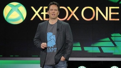 Phil Spencer: ''sono qui per vincere la sfida con Sony'', all'E3 si punta forte sui giochi
